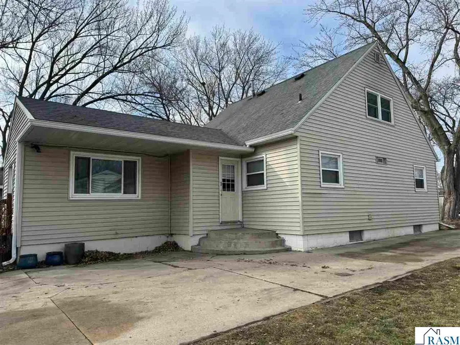 415 McKinley Avenue, North Mankato, MN 56003 - #3