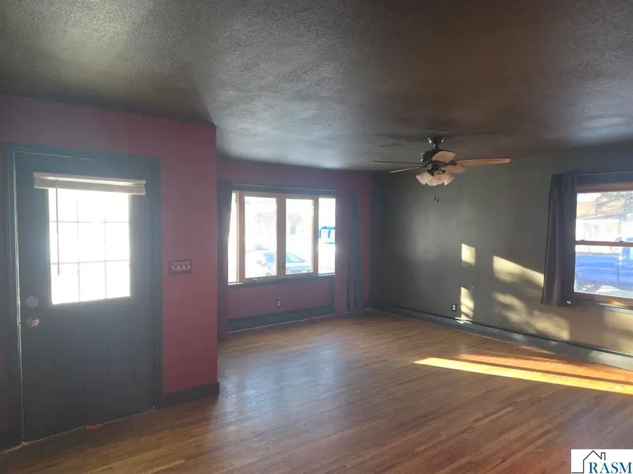 729 Elm Court, Le Sueur, MN 56058-1614 - #2