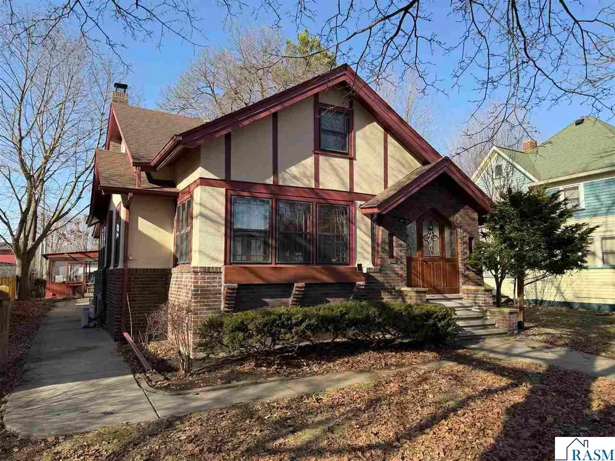 222 S Washington Street, New Ulm, MN 56073 - #1