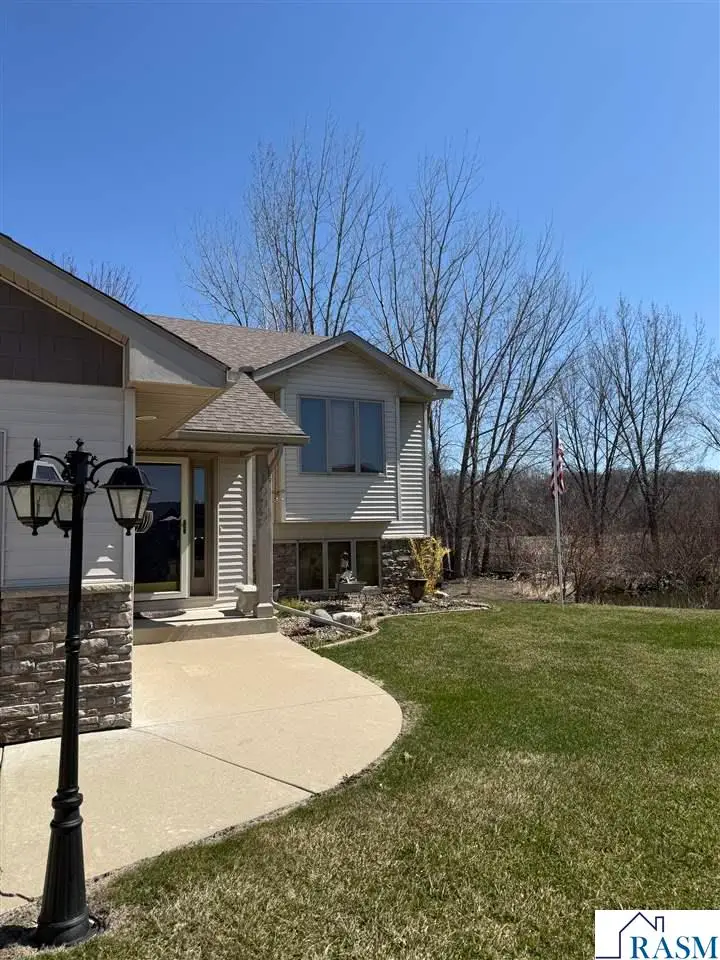 1005 SE 12 Street, Waseca, MN 56093 - #2