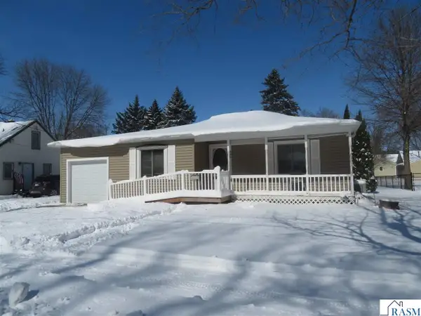 446 Tyler Avenue, North Mankato, MN 56003
