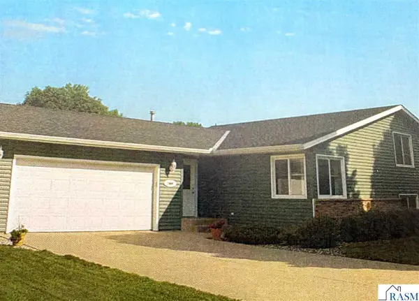 2009 NE 5th Street, Waseca, MN 56093