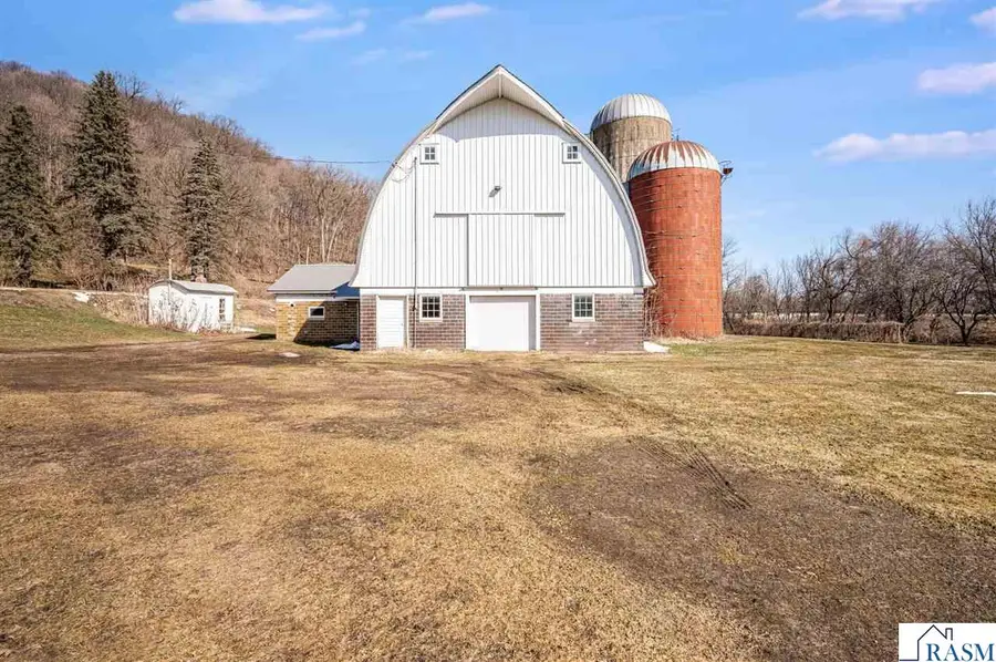 48050 Old River Bluff Road, Saint Peter, MN 56082 - #2