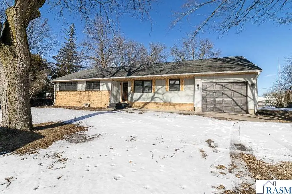 1458 Lookout Drive, North Mankato, MN 56003 - #1