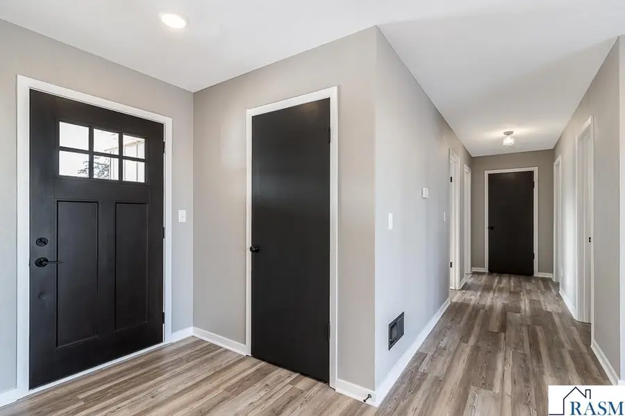 1458 Lookout Drive, North Mankato, MN 56003 - #2