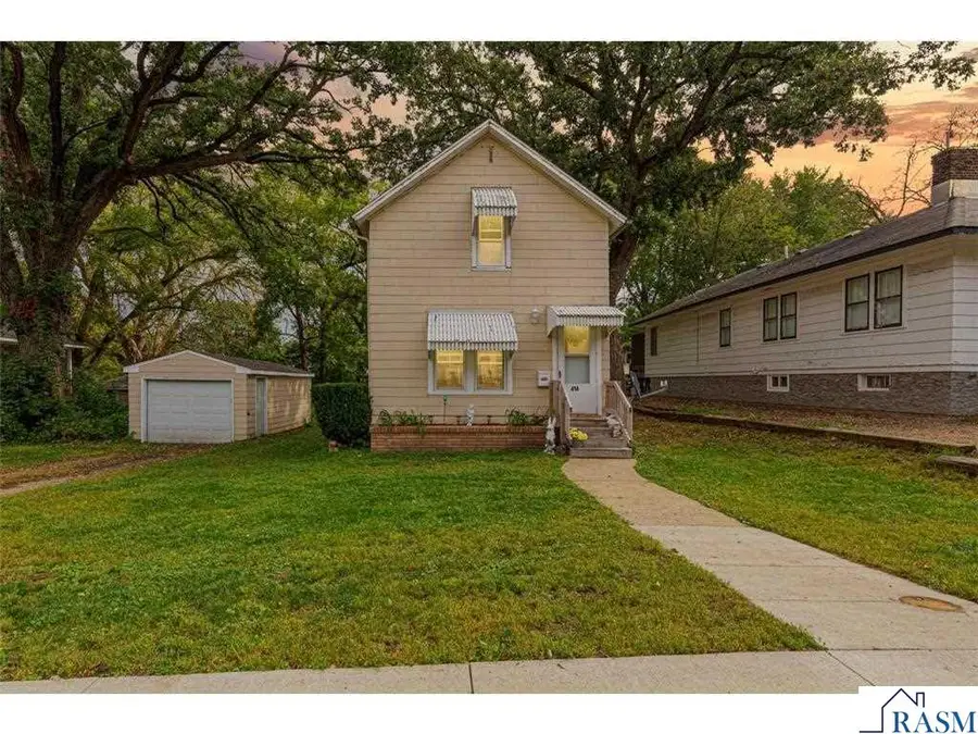 414 NE 3rd Street, Waseca, MN 56093 - #2