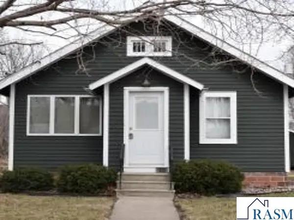 213 Brown Street W, Comfrey, MN 56019