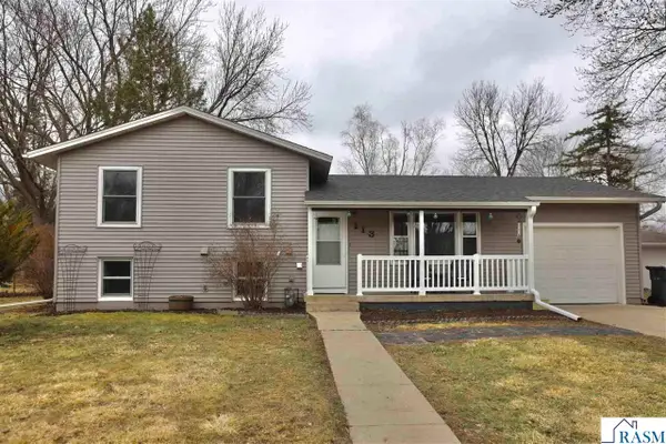 113 Rita Road, Mankato, MN 56001
