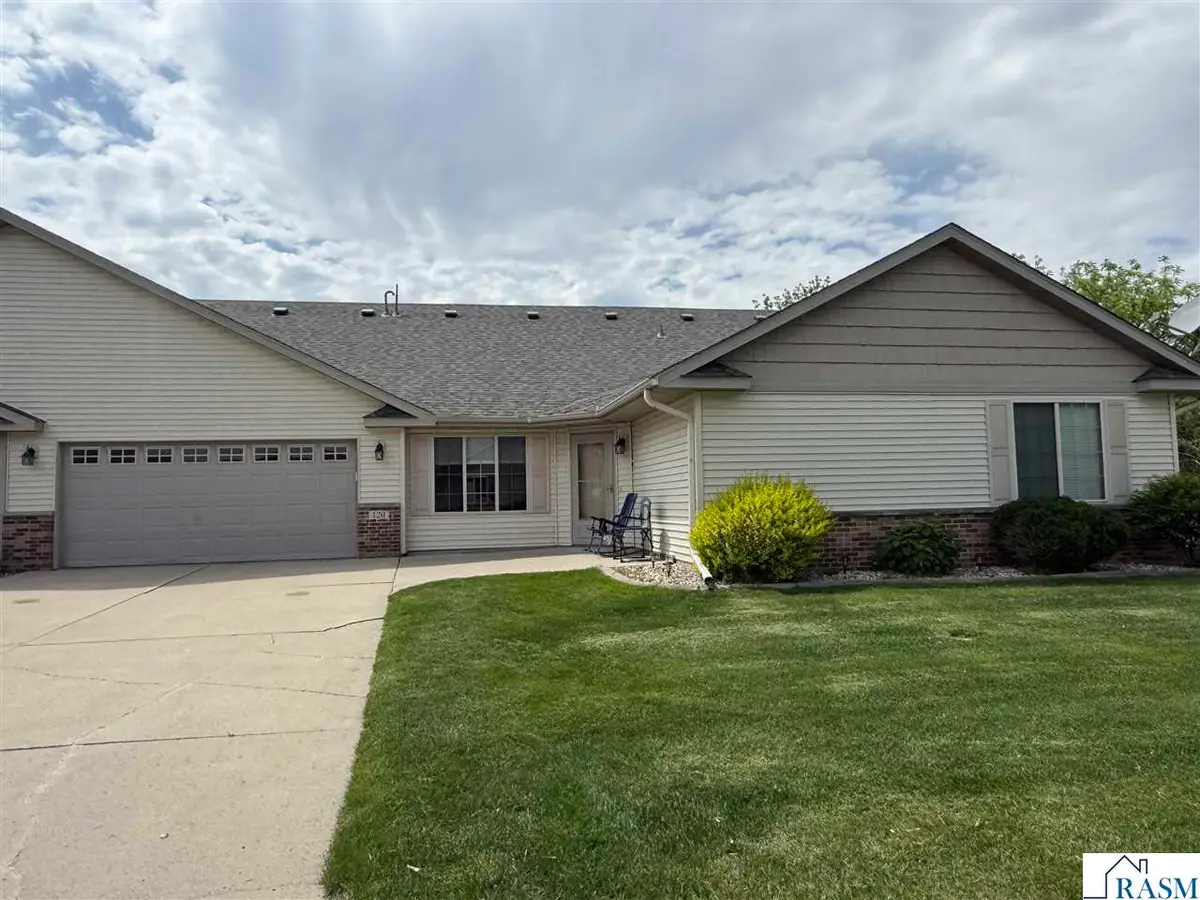 120 Palmer Path, Mankato, MN 56001 - #1