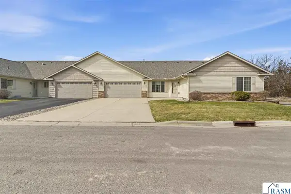 120 Palmer Path, Mankato, MN 56001