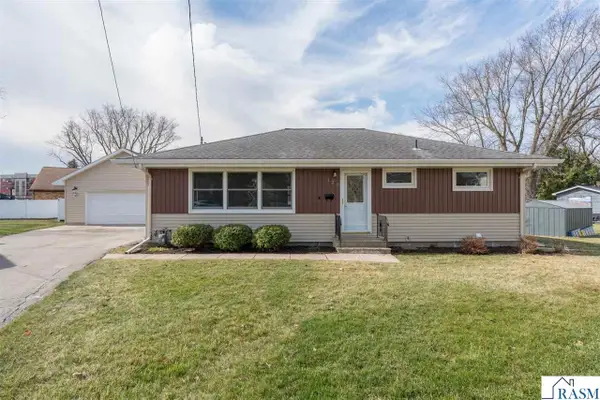 120 Wilson Way, Mankato, MN 56001