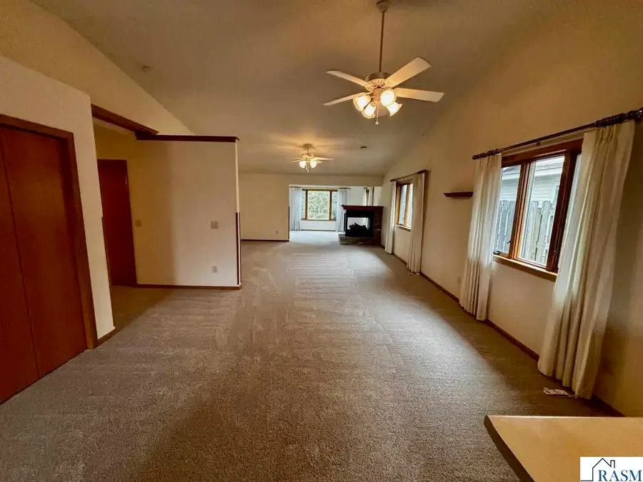 404 N Welco Avenue, Saint Peter, MN 56082 - #3