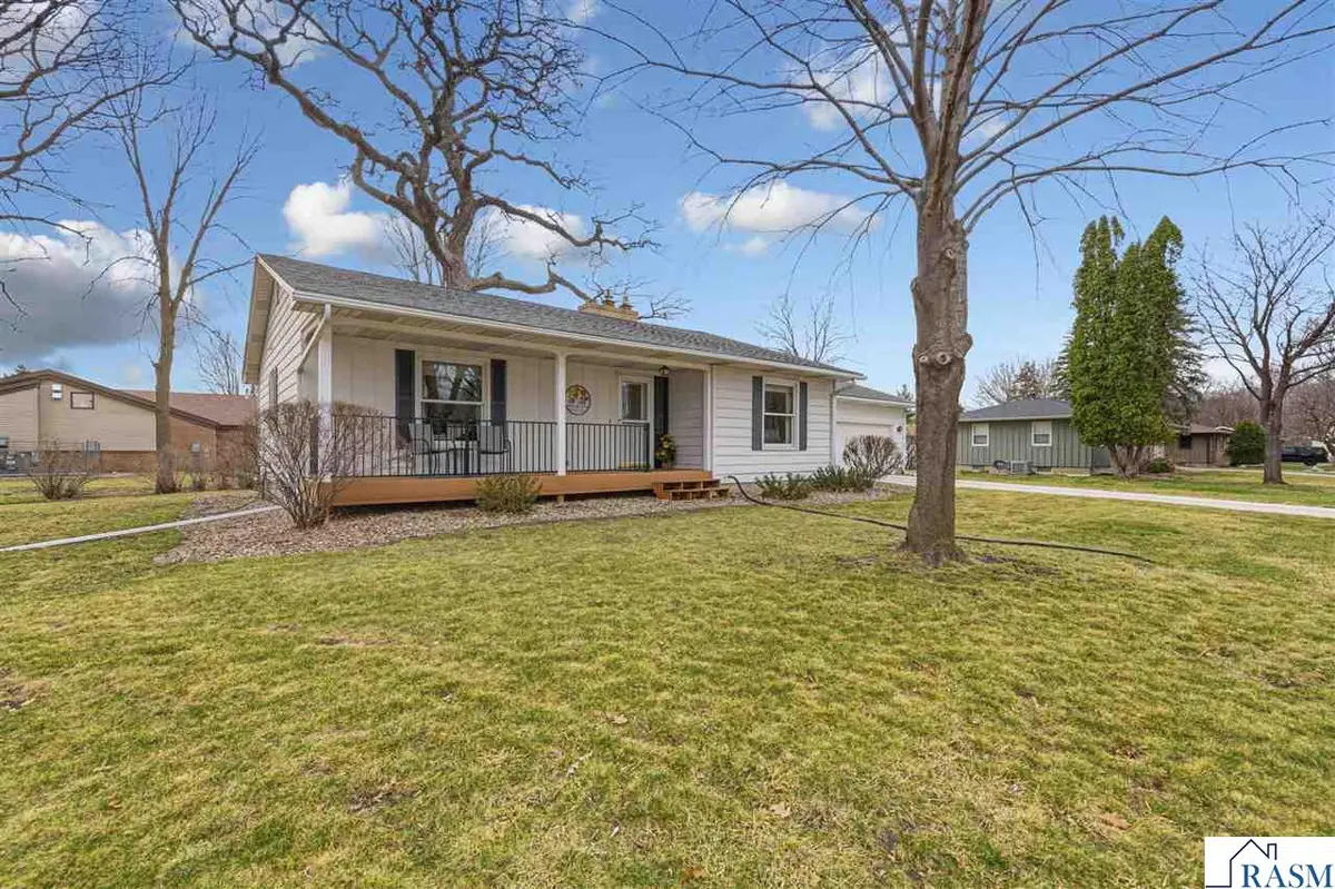 106 Marquette Avenue, North Mankato, MN 56003 - #1