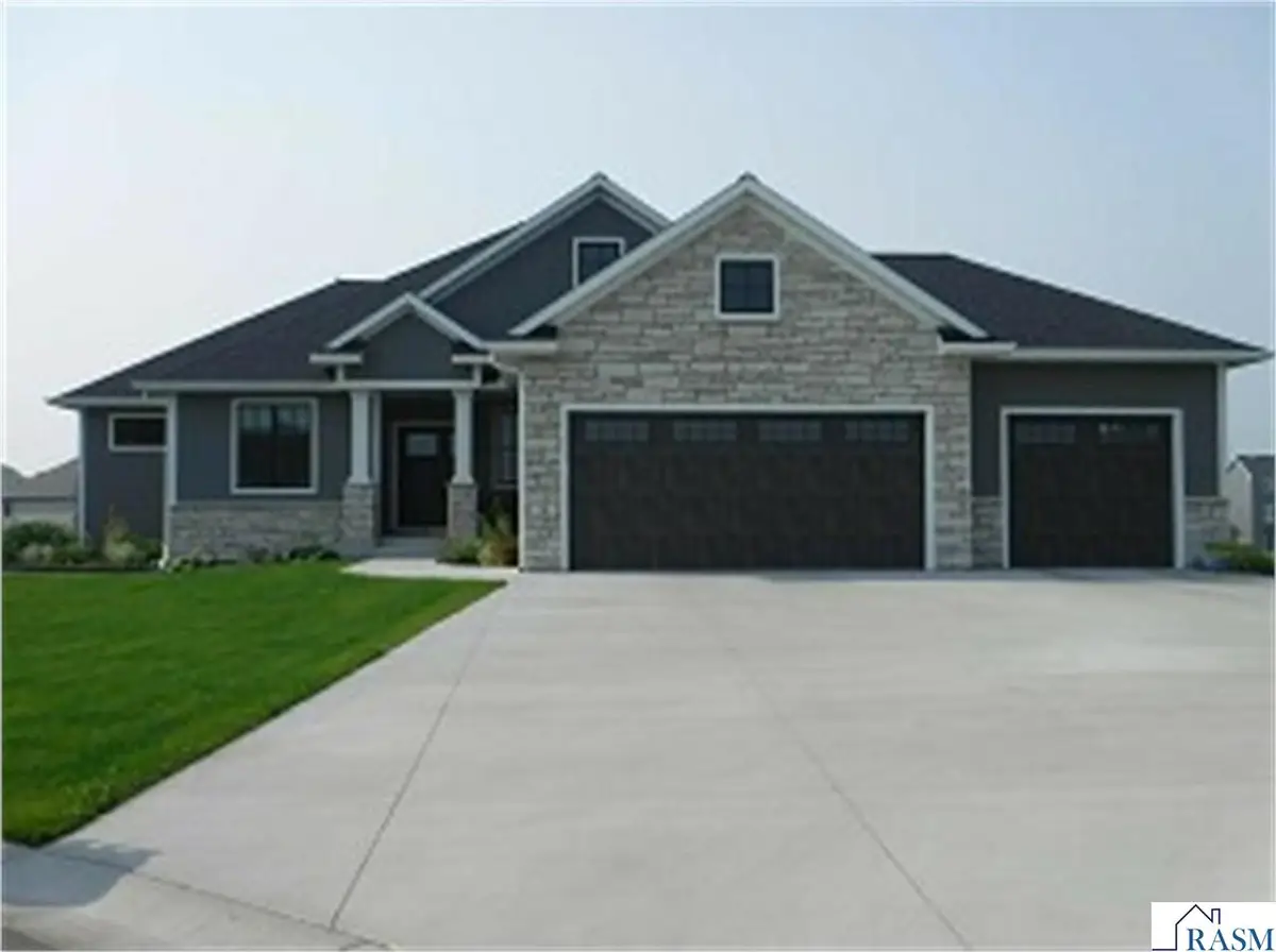 38 Prairie Court, North Mankato, MN 56003 - #1