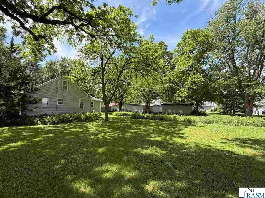 608 8th St. SE, Waseca, MN 56093 - #2