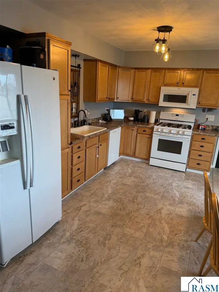 2595 NE 3rd Avenue, Owatonna, MN 55060 - #2