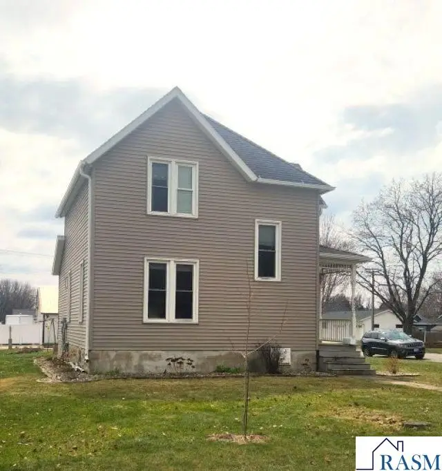 303 SE Summit Street, Sleepy Eye, MN 56085 - #1