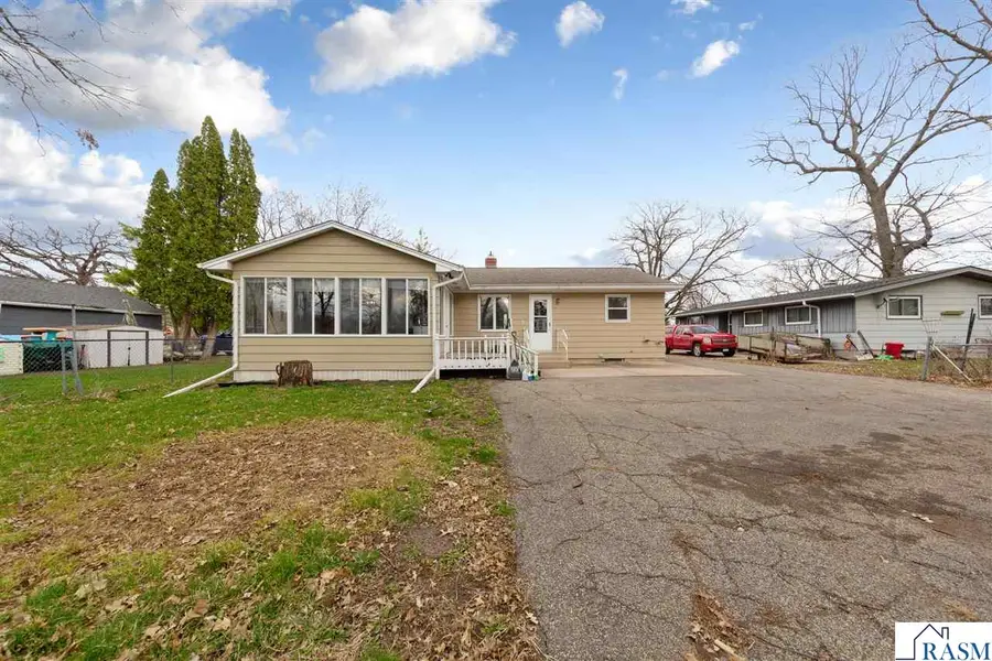 1016 Summit Avenue, New Ulm, MN 56073 - #3