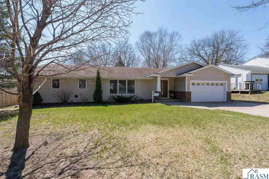 610 Austin Drive, Saint Peter, MN 56082 - #3