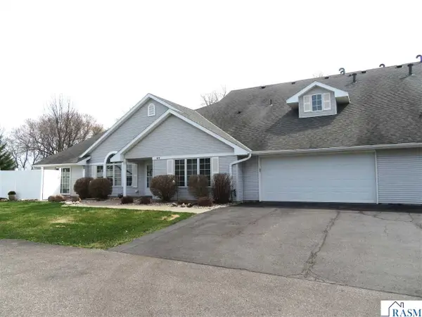 513 Crystal Circle, Mankato, MN 56001