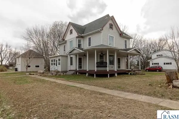 504 SW 2nd Street, Madelia, MN 56062