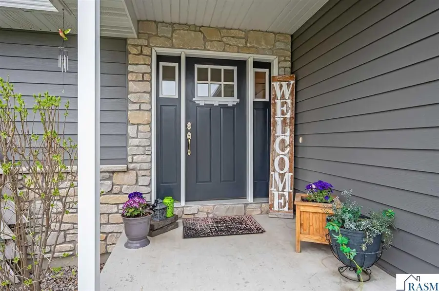 2292 Deerwood Drive, North Mankato, MN 56003 - #2