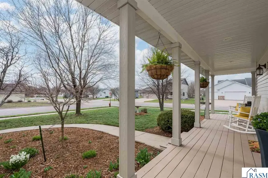 2119 Burnett Lane, North Mankato, MN 56003 - #2