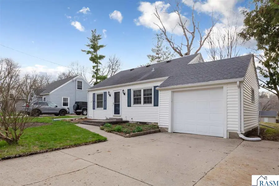 301 James Avenue, Mankato, MN 56001 - #2