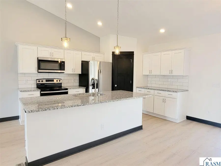 1116 SE 11th Avenue, Waseca, MN 56093-1229 - #3