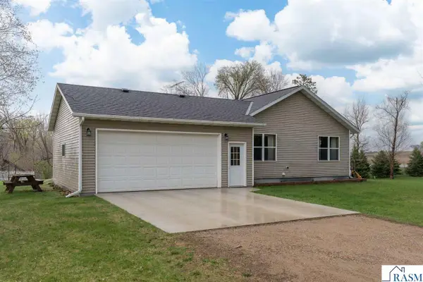 13446 Cannon City Boulevard, Northfield, MN 55057