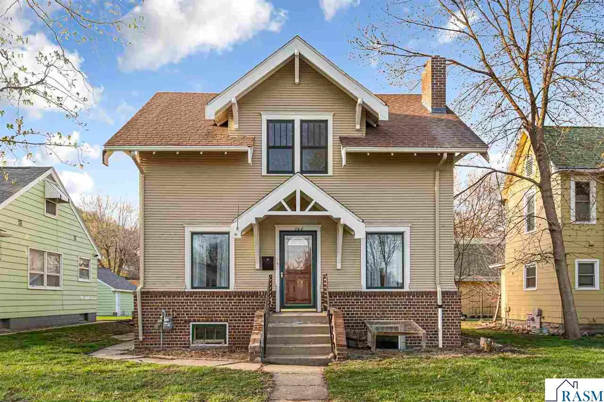 740 Belgrade Avenue, North Mankato, MN 56003 - #1