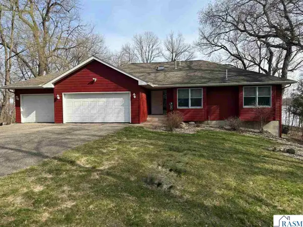 61886 193rd Street, Litchfield, MN 55355