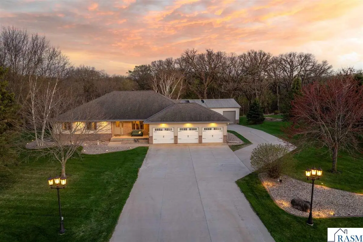 42389 Kerns Drive, North Mankato, MN 56003 - #1