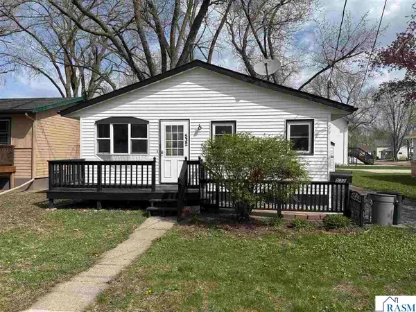 532 Mckinley Avenue, North Mankato, MN 56003