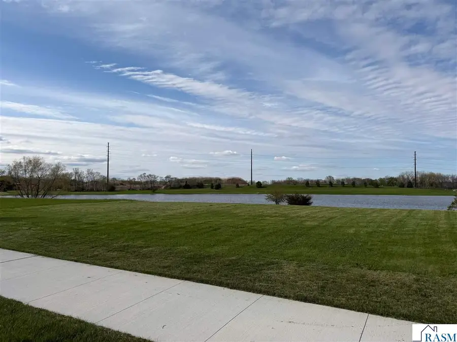 2412 Lake Avenue, New Ulm, MN 56073 - #3