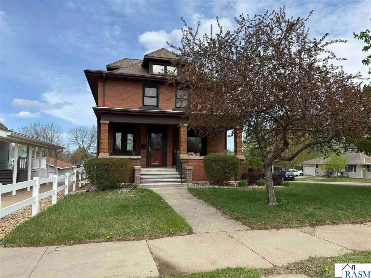 700 N State Street, New Ulm, MN 56073 - #1