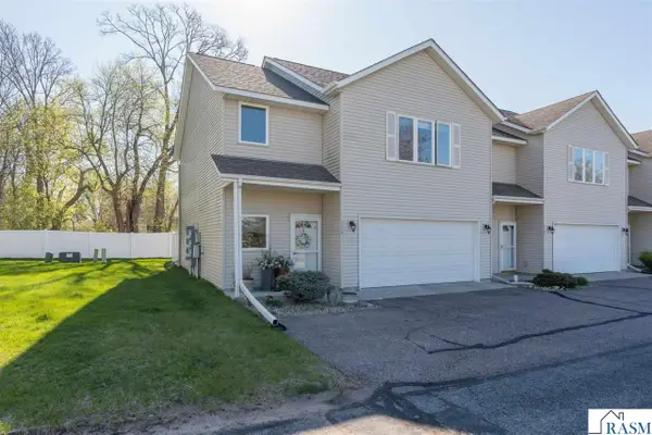 2110 Willow Trail, North Mankato, MN 56003