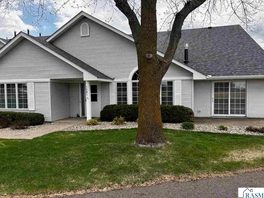1201 Rockbend Parkway, Saint Peter, MN 56082 - #2