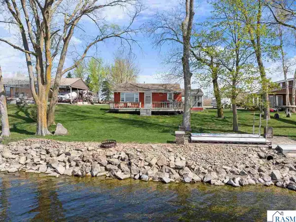 18747 N Tetonka Lake Lane, Waterville, MN 56096
