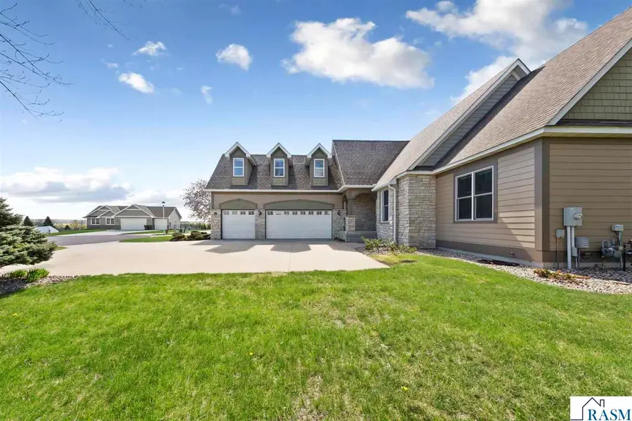 1804 Orchard Ridge, Saint Peter, MN 56082 - #2