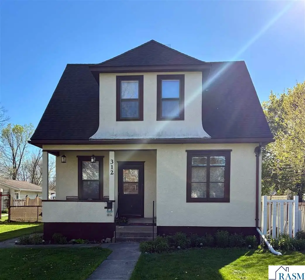312 S Washington Street, New Ulm, MN 56073 - #1