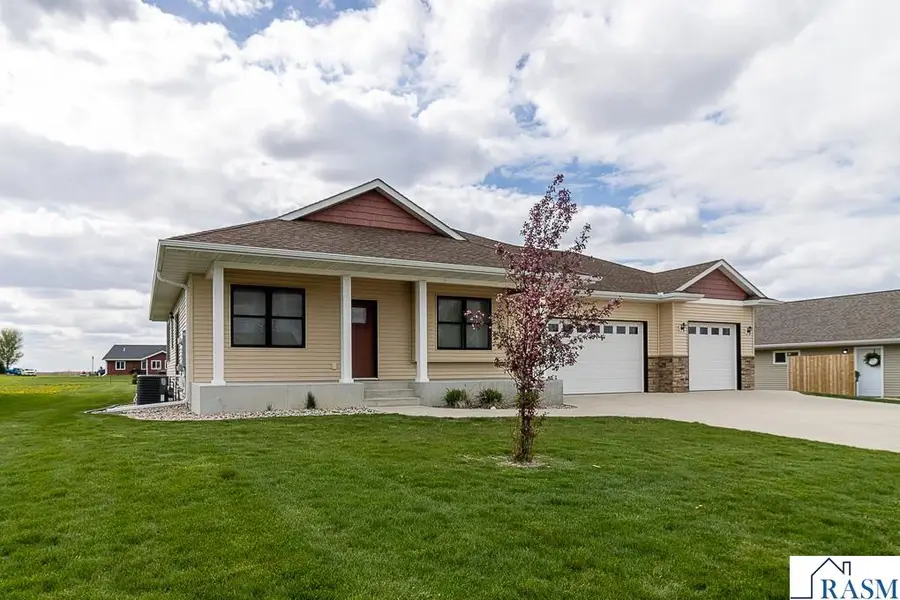 865 Mill Race Road, Madelia, MN 56062 - #2