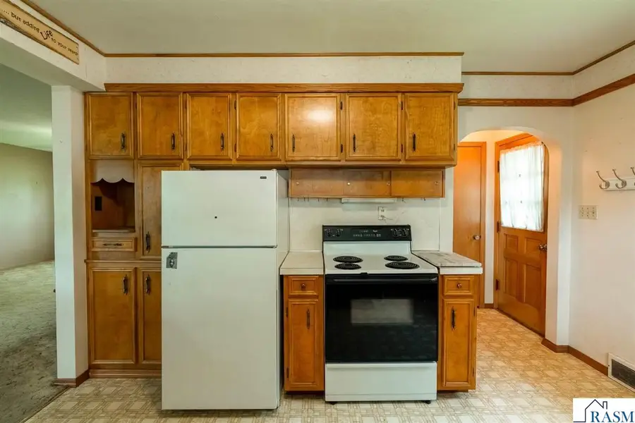 801 SW 4th Avenue, Wells, MN 56097 - #3