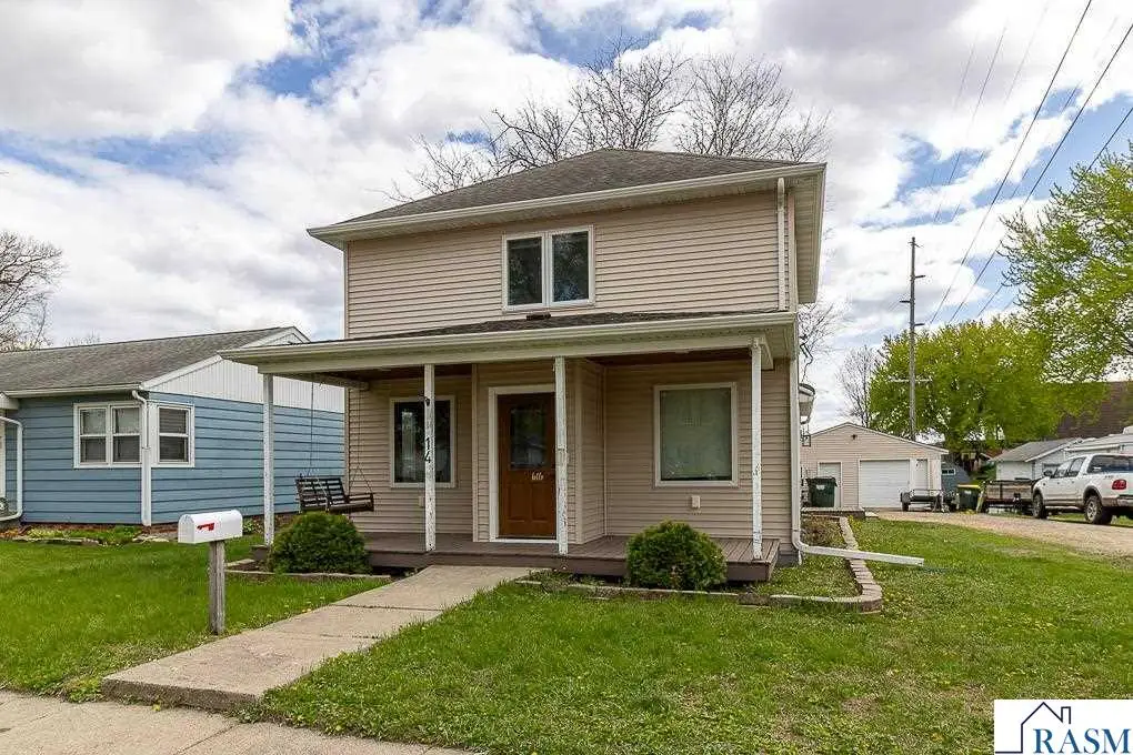 14 SW 2nd Street, Madelia, MN 56062 - #1