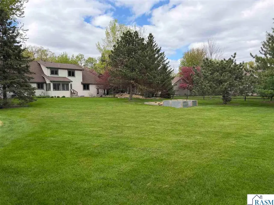 5 Whitney Lane, New Ulm, MN 56073 - #3