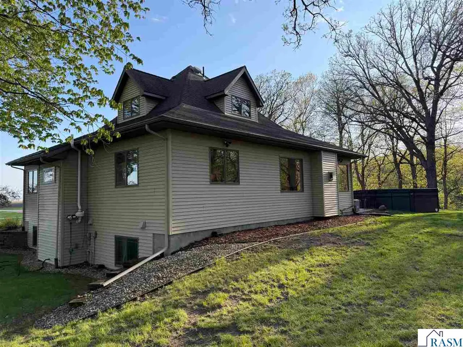 20256 County Road 29, New Ulm, MN 56073 - #2