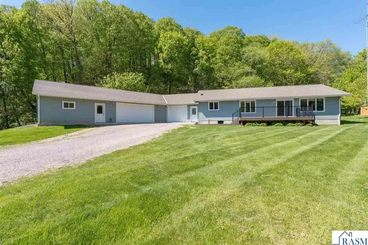 48818 Old River Bluff Road, Saint Peter, MN 56082 - #1