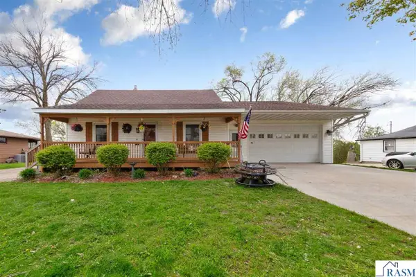530 S 4th Street, Le Sueur, MN 56058