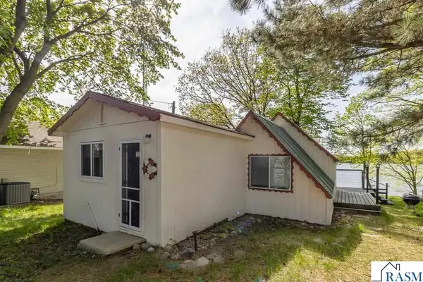 26828 Sioux Trail, Madison Lake, MN 56063