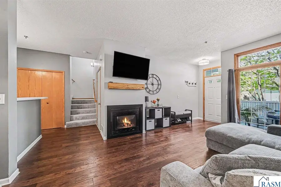 17900 Cobblestone Way, Eden Prairie, MN 55347 - #3